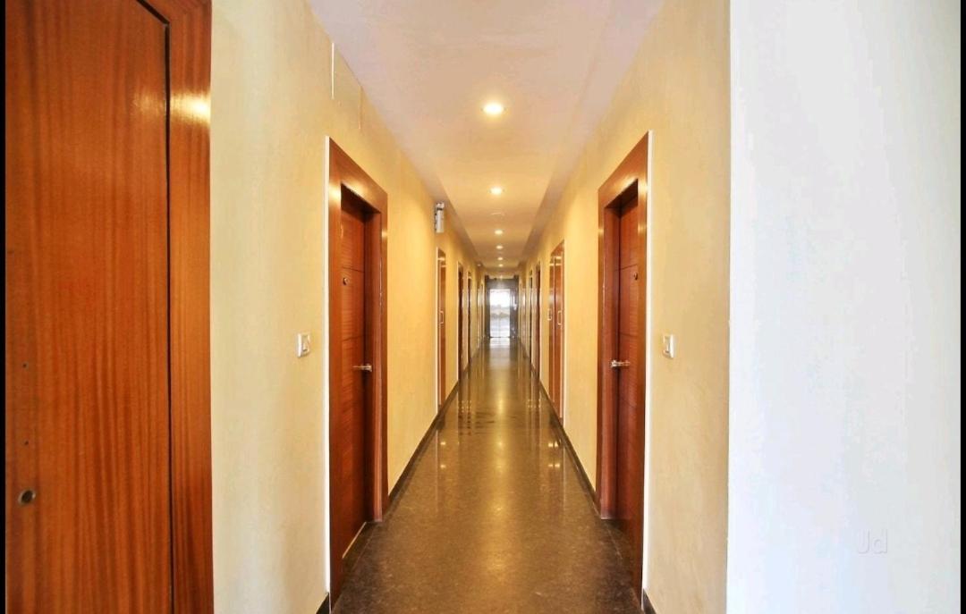 Hotel Stay By The Way マイソール エクステリア 写真
